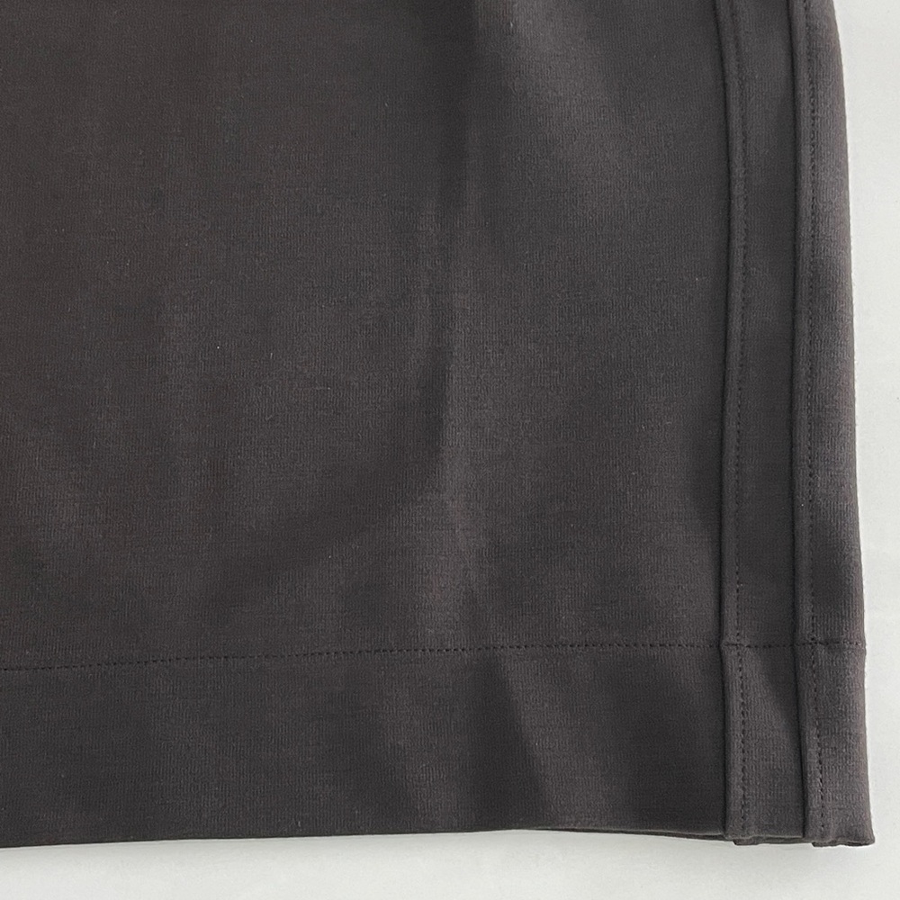 GUCCI Skirt. Gucci Pencil Skirt. Gucci Stretch Knit Side Zip. Wool. NWOT. - Picture 11 of 16